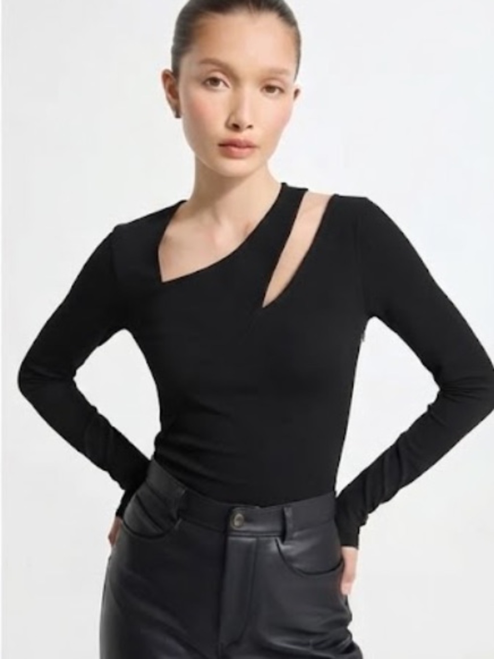 NWOT & RARE! Marcella NYC Long-Sleeve Lizzie Top Black | Size M